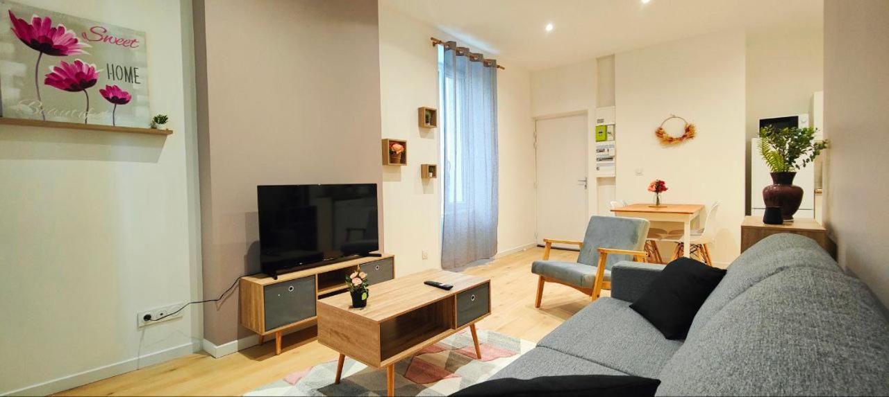 Appartements A Theme كليرمونت-فيراند المظهر الخارجي الصورة