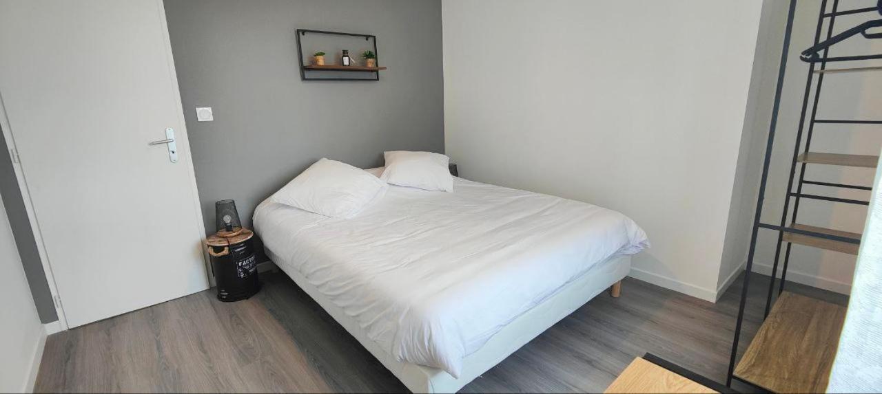 Appartements A Theme كليرمونت-فيراند المظهر الخارجي الصورة