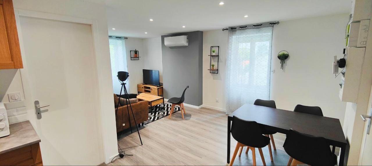 Appartements A Theme كليرمونت-فيراند المظهر الخارجي الصورة